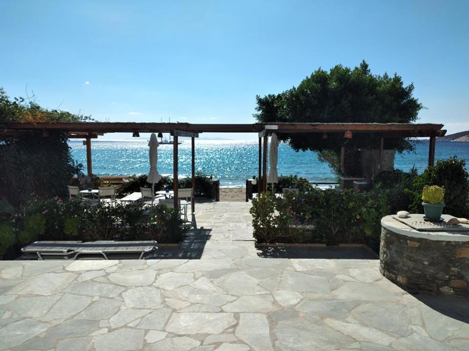 Studios Margarita Platis Gialos  Luaran gambar